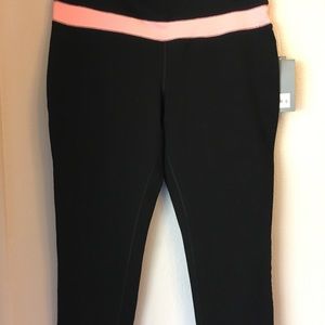 NWT Tek Gear Workout Capri Pants Sz Large